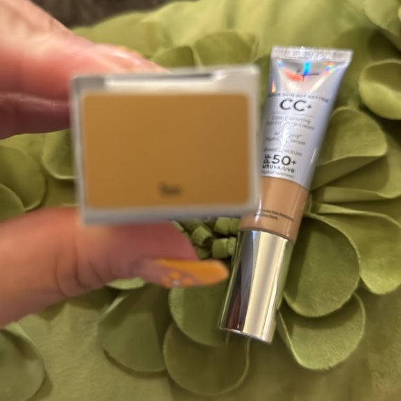 NEW IT Cosmetics CC+ Cream Color Correcting Full Coverage Cream 32ml - Picture 3 of 8